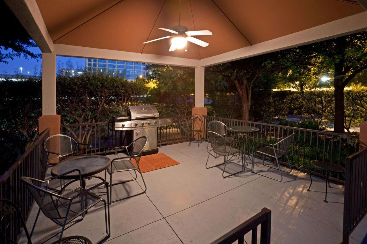 Sonesta Simply Suites Dallas Galleria מראה חיצוני תמונה